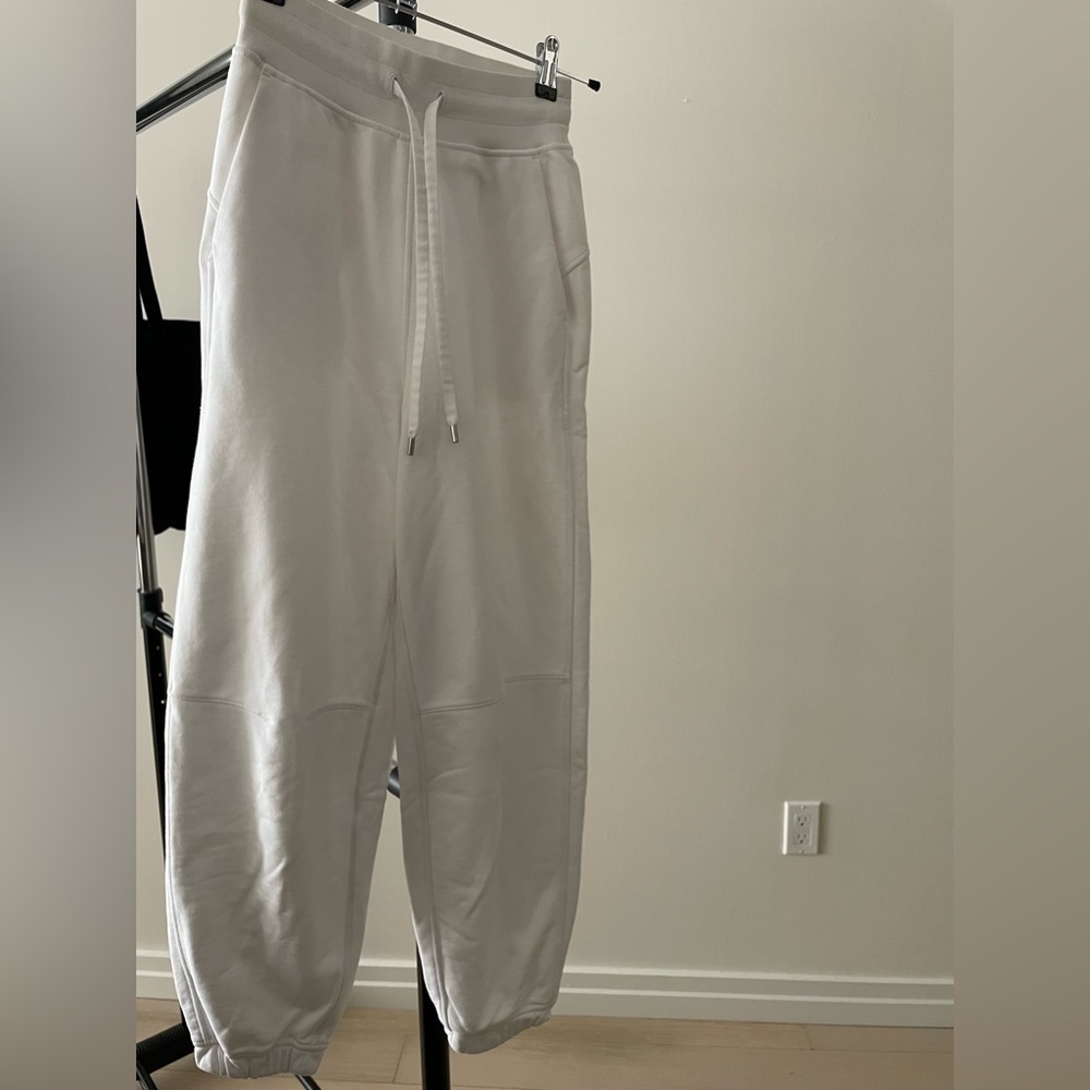 Lululemon white sweatpants
